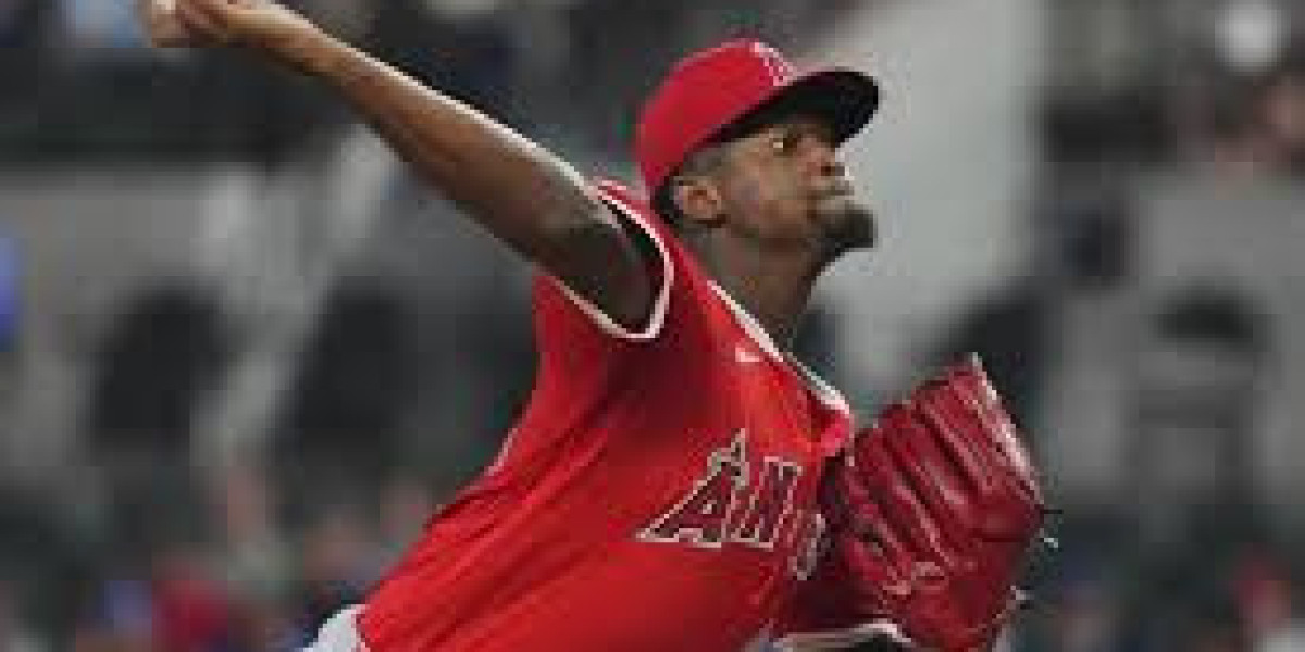 Nolan Schanuel, Zach Neto present large hits inside of Angels gain