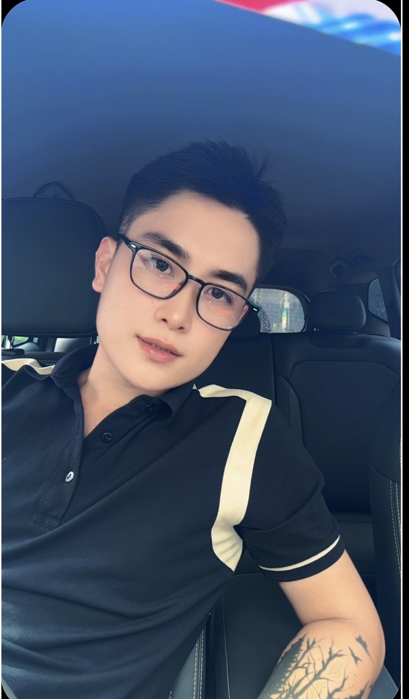 Tùng John Profile Picture