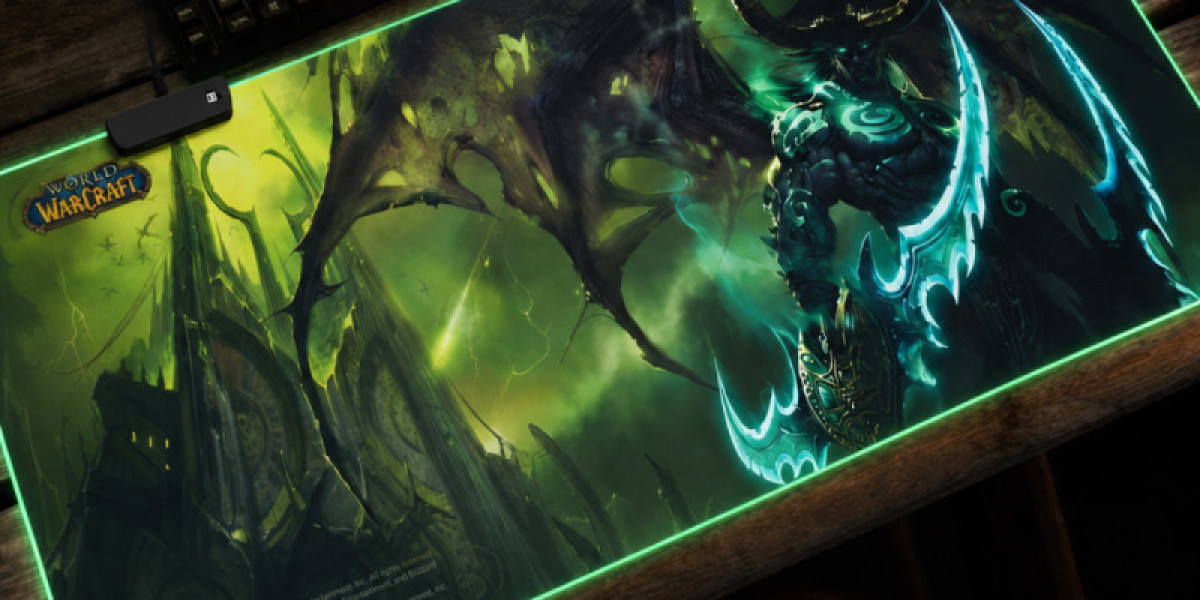 Illidan Stormrage RGB Desk Mat – Ideal For Demon Hunter Players